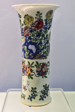 景德鎮(zhèn)窯青花五彩花鳥紋觚