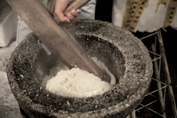 手打糍粑