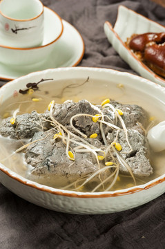 養(yǎng)生黑豆腐
