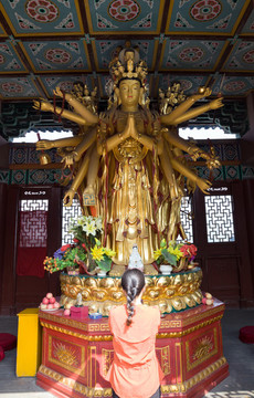 重慶磁器口寶輪寺觀音像