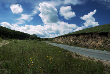 山谷綠野
