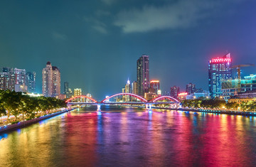 七彩解放橋