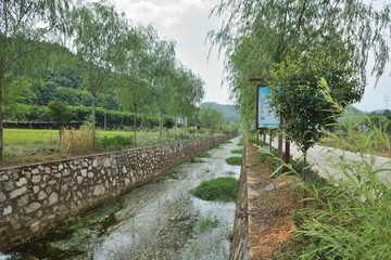 排水溝