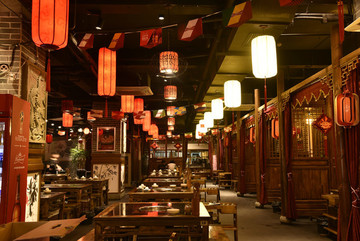 火鍋店裝潢