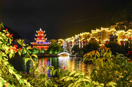 鎮(zhèn)遠(yuǎn)舞陽河夜景