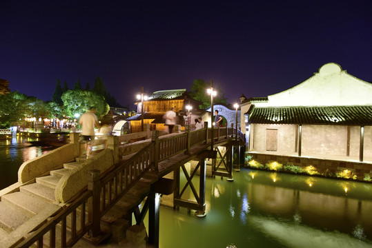 夜游烏鎮(zhèn)
