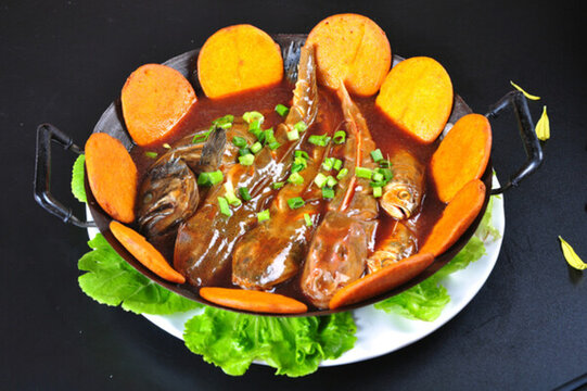 膠東燜魚鍋