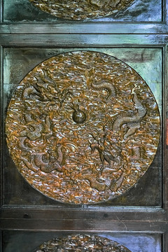 中國(guó)龍木雕