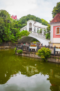 歐式廓橋