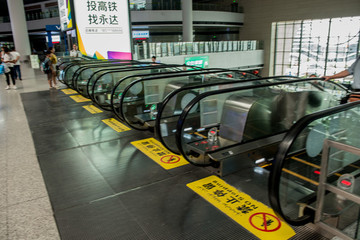 烏魯木齊高鐵站自動扶梯