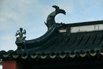 屋檐神獸