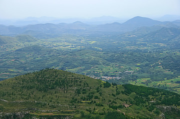 山區(qū)山村