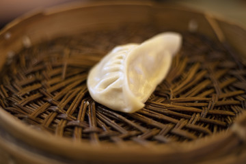 蒸餃