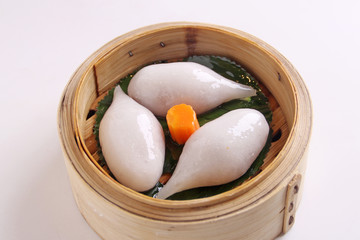 中山靚金吒
