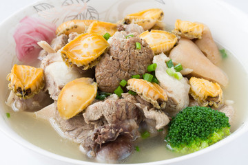 鮑魚燉豬蹄