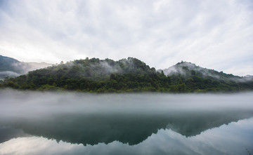 奇峰秀水