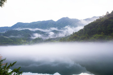 湖水