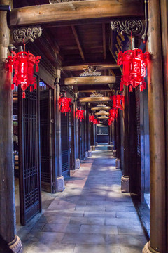 銀飾店