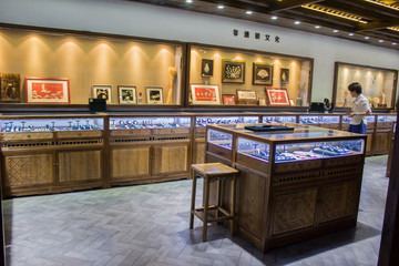 銀飾店