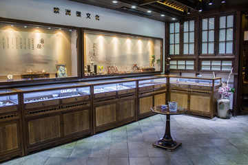銀飾店