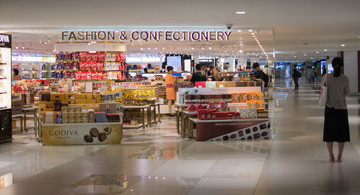 機(jī)場免稅店