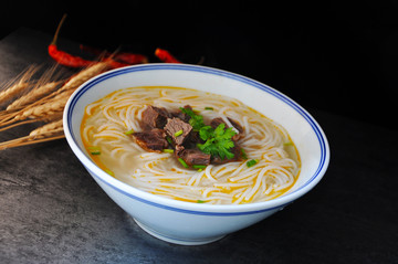牛肉米線米粉