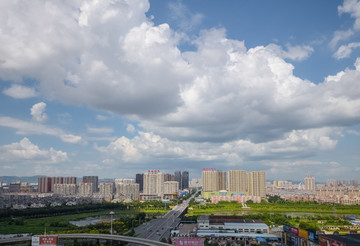 錦州市籃天白云
