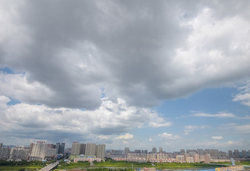 錦州市籃天白云