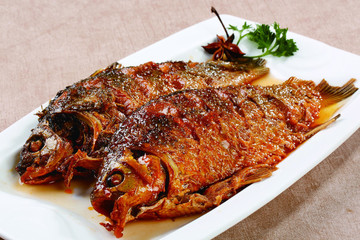 香酥鯽魚