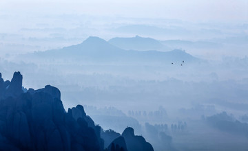 水墨風(fēng)景裝飾畫