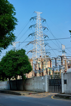 高壓電塔