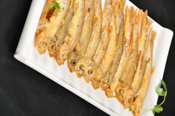 香酥白條魚(yú)