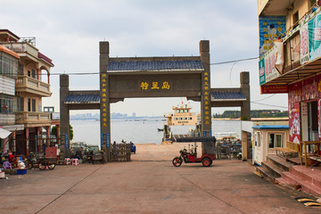 特呈島牌坊
