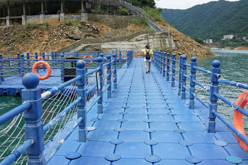 水面棧道