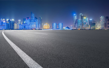 道路地面和杭州錢江新城建筑群