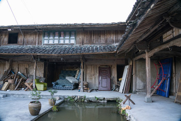 農(nóng)村木頭房子