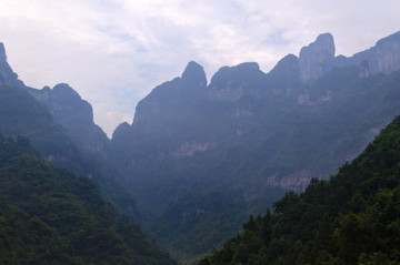 天門(mén)山