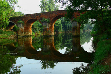 石孔橋