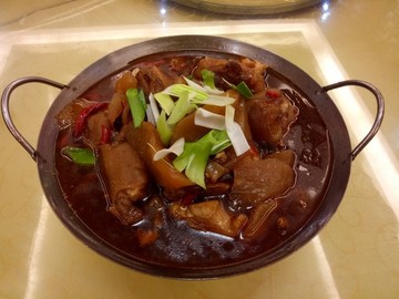 牛腩火鍋