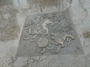 地面雕刻