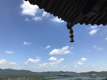 藍(lán)天白云