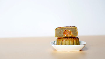 月餅蛋黃白蓮蓉