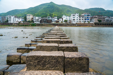 碇步橋