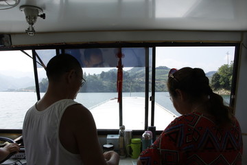 開(kāi)船