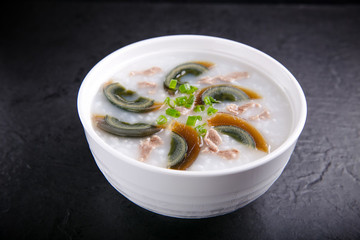 皮蛋瘦肉粥