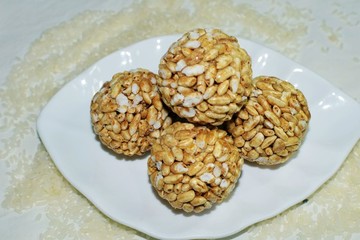 大米花球