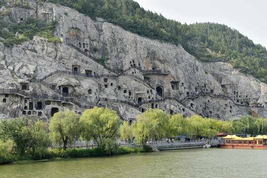 龍門(mén)石窟