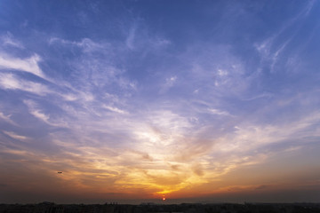 夕陽(yáng)落日晚霞