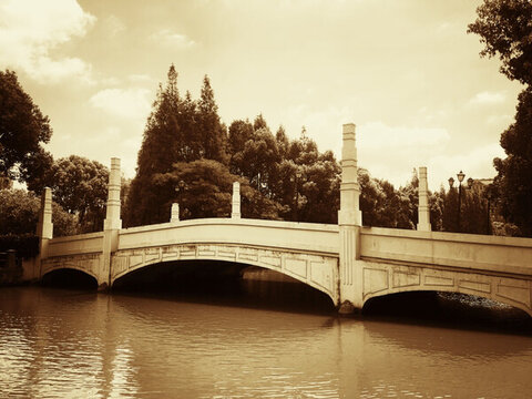江南水鄉(xiāng)石拱橋
