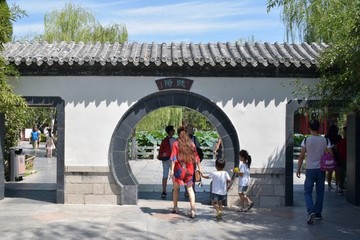 圓形仿古門